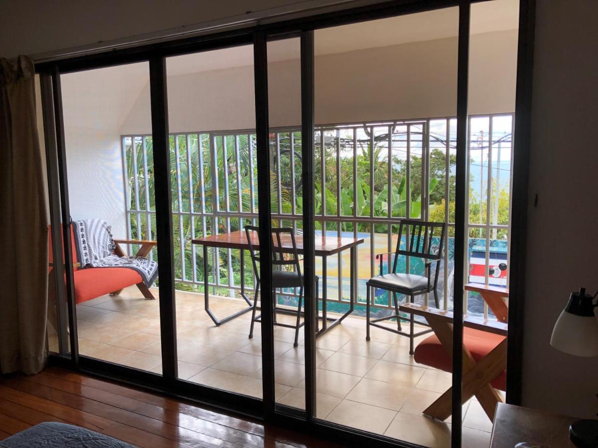 Cockatoo Studio Apartments Мануэль-Антонио Экстерьер фото
